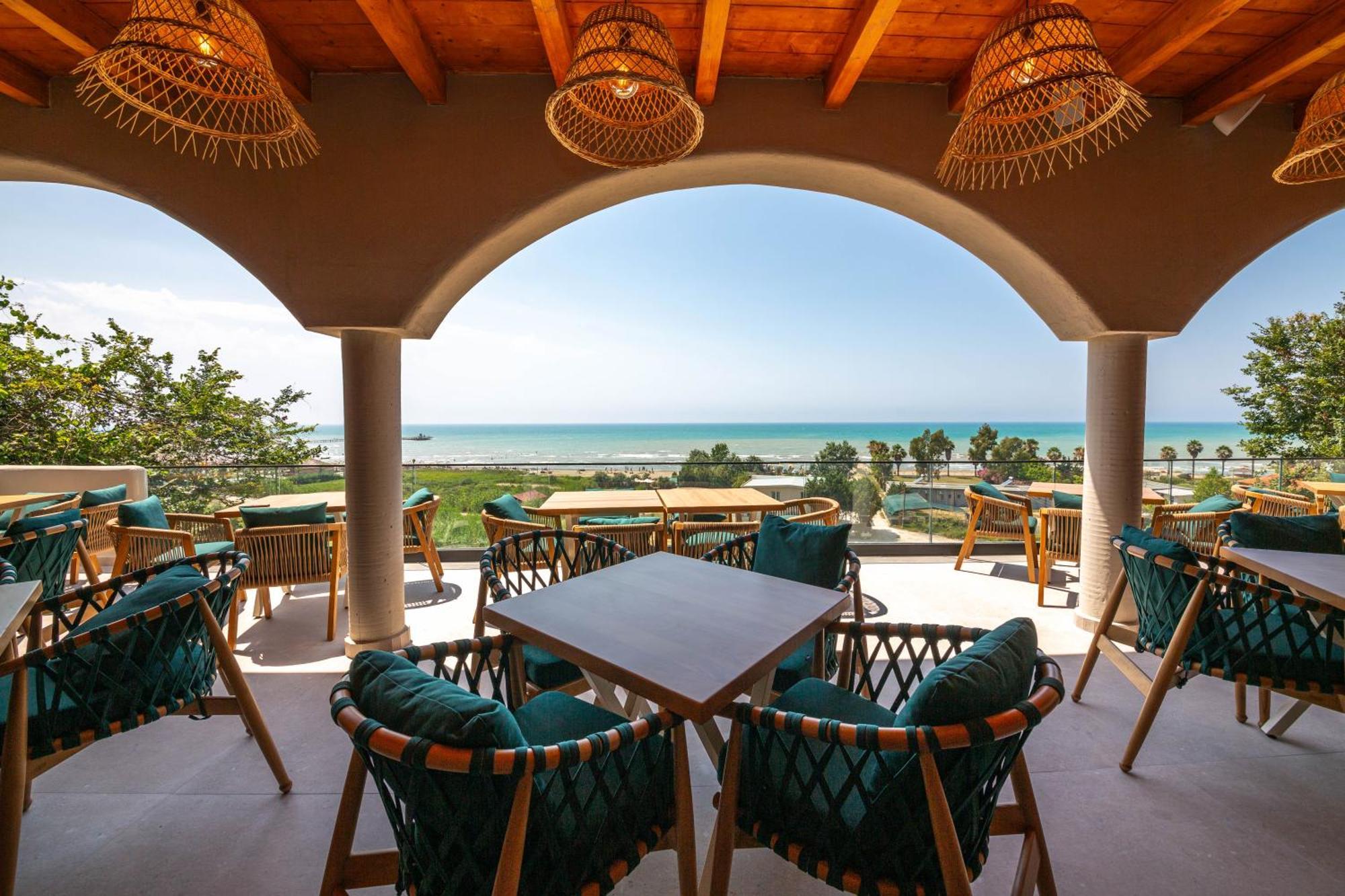 Emara Boutique Hotel Kavaje Ngoại thất bức ảnh