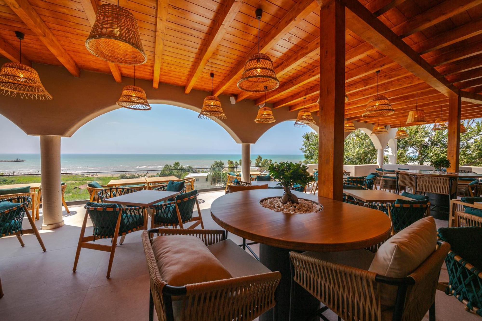 Emara Boutique Hotel Kavaje Ngoại thất bức ảnh