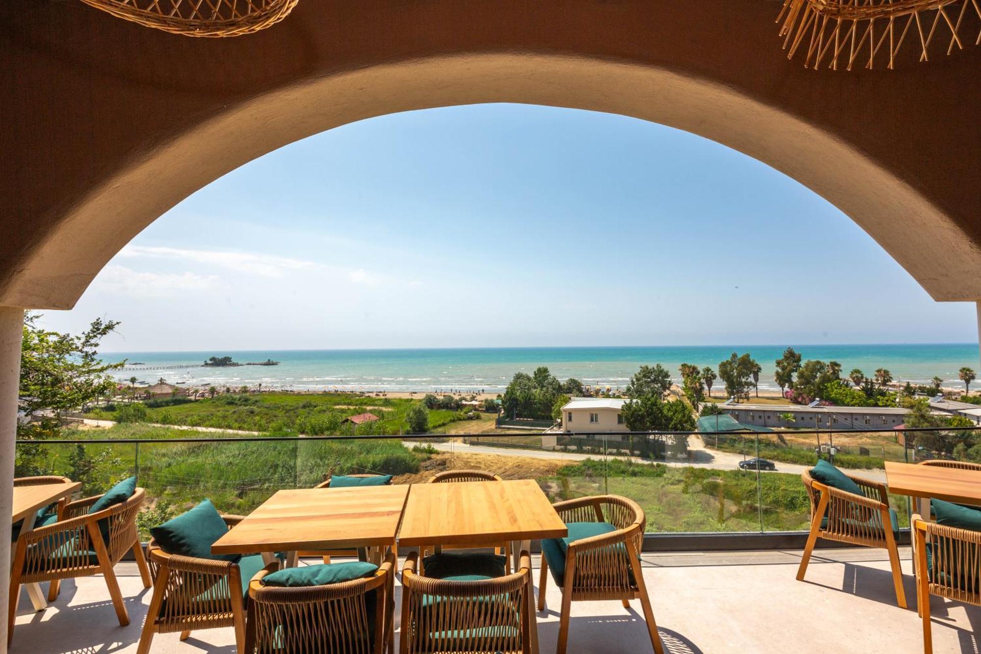 Emara Boutique Hotel Kavaje Ngoại thất bức ảnh
