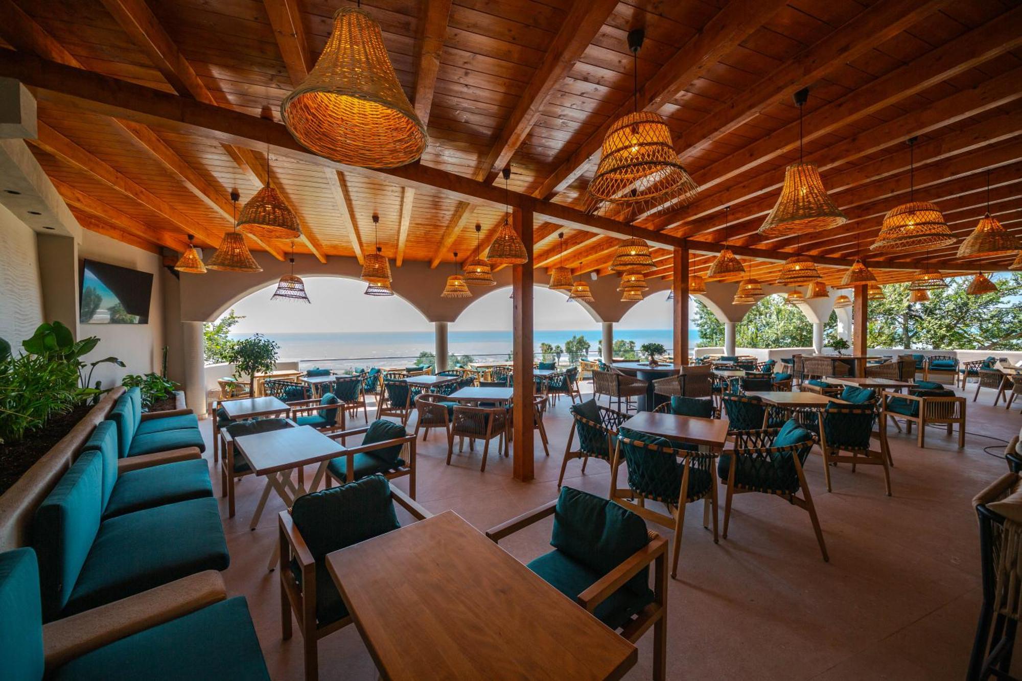 Emara Boutique Hotel Kavaje Ngoại thất bức ảnh