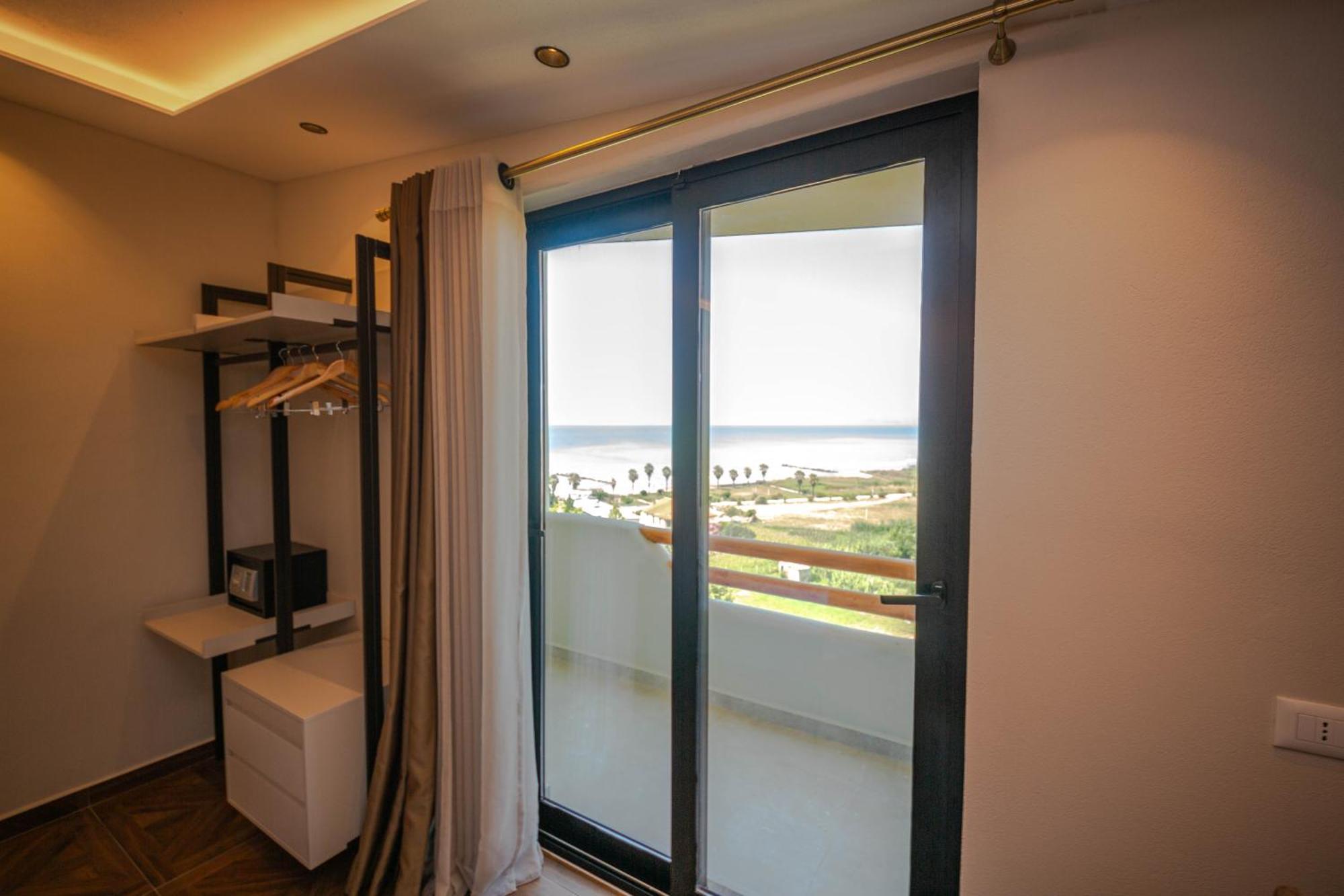 Emara Boutique Hotel Kavaje Ngoại thất bức ảnh