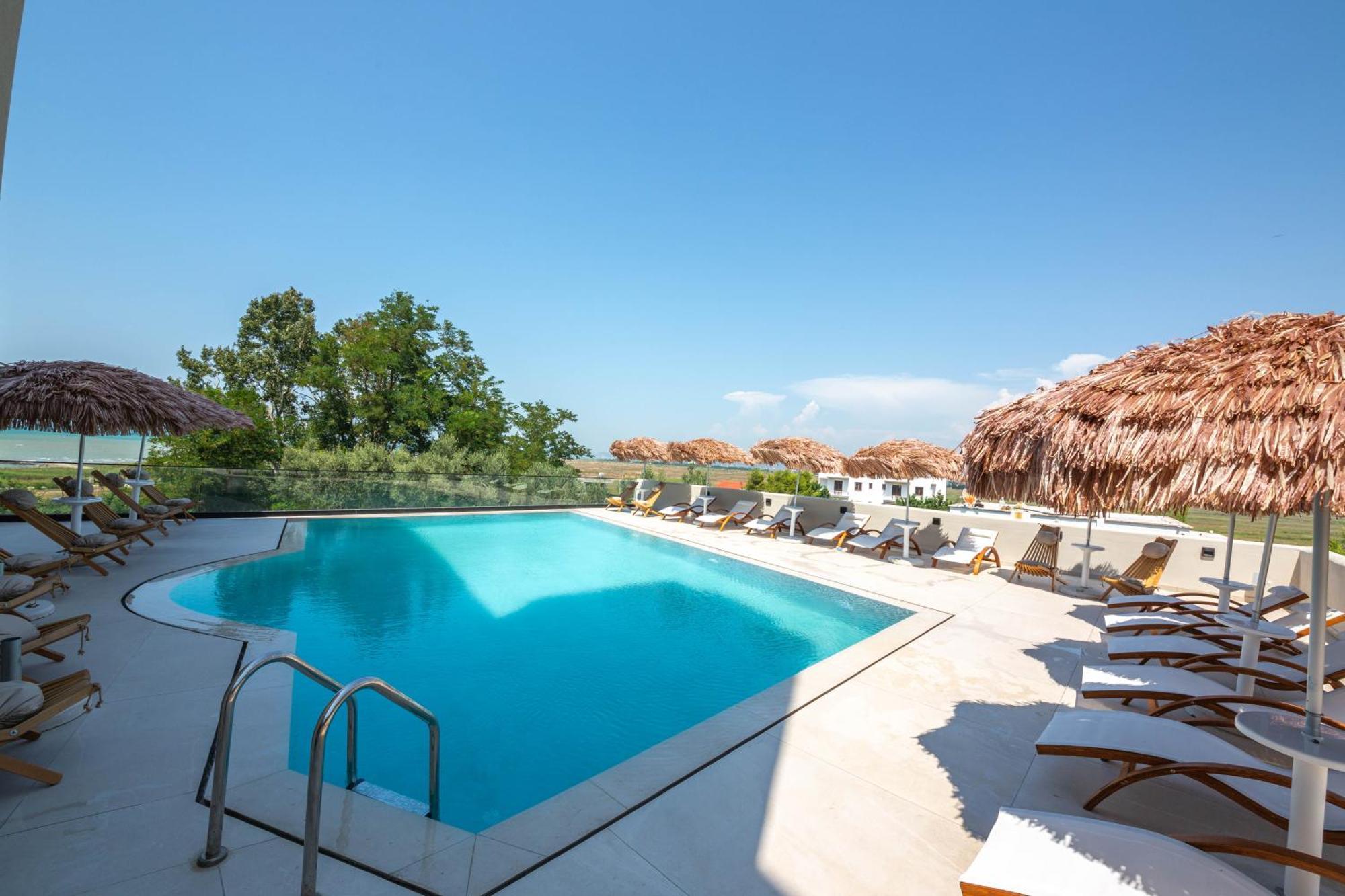 Emara Boutique Hotel Kavaje Ngoại thất bức ảnh