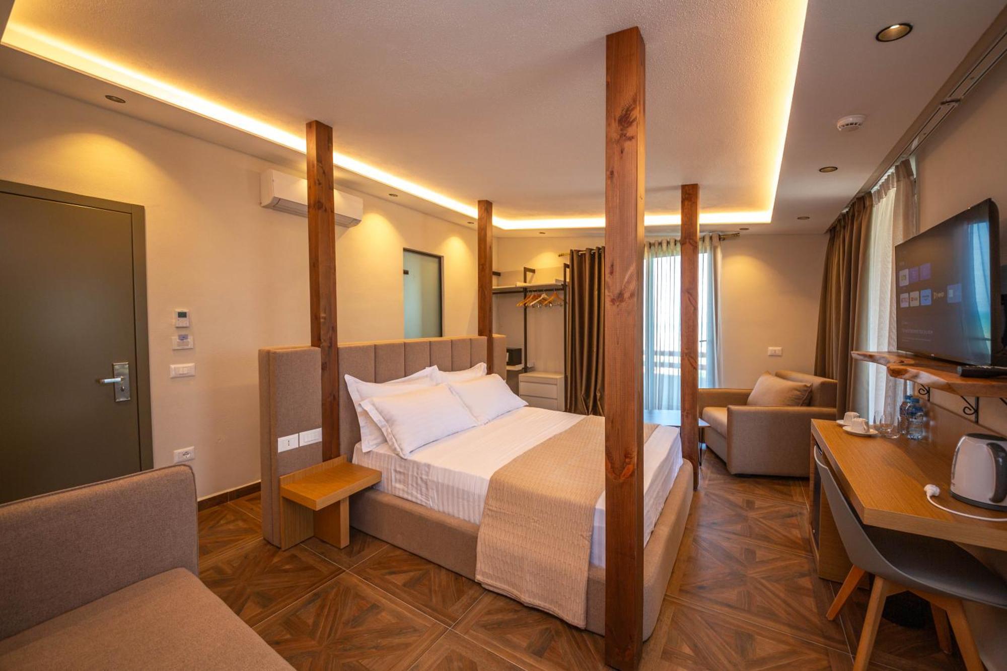 Emara Boutique Hotel Kavaje Ngoại thất bức ảnh