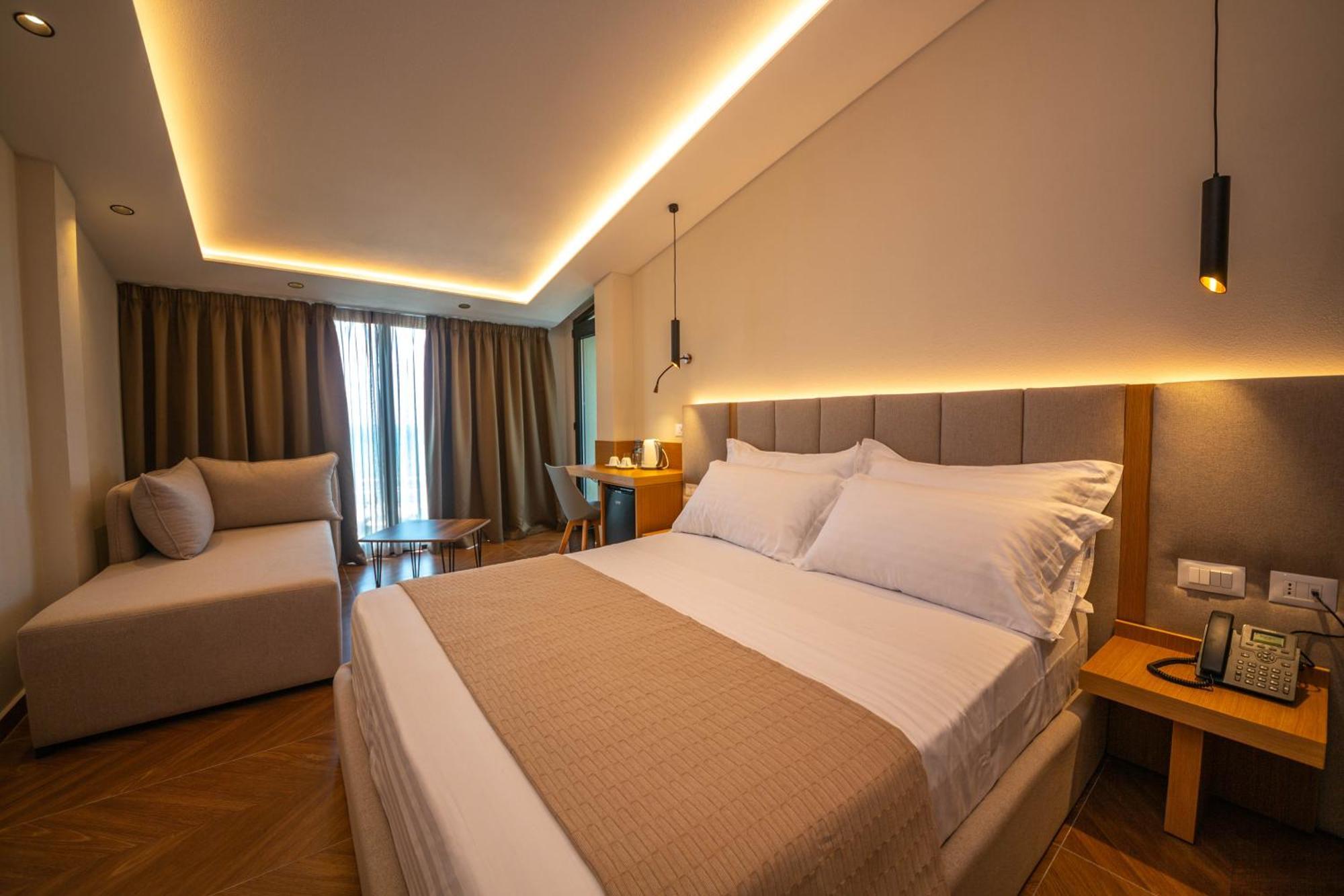 Emara Boutique Hotel Kavaje Phòng bức ảnh