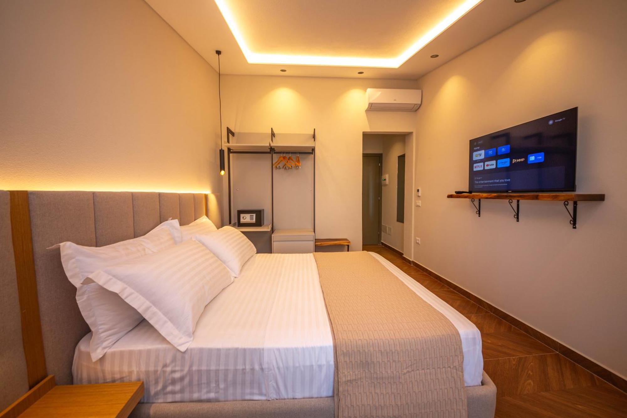 Emara Boutique Hotel Kavaje Ngoại thất bức ảnh