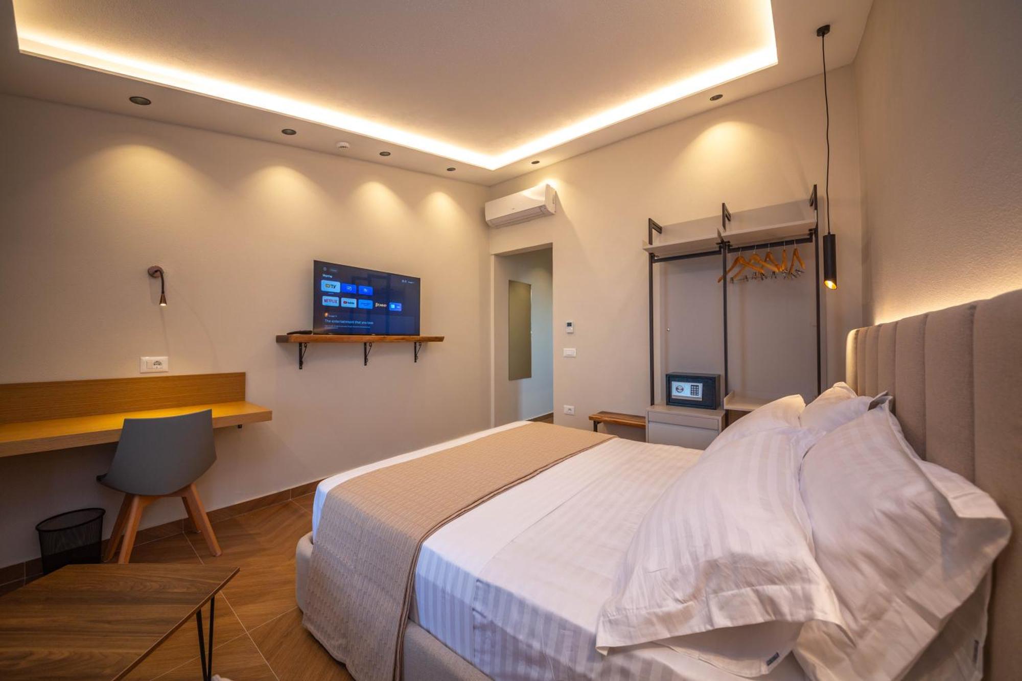 Emara Boutique Hotel Kavaje Ngoại thất bức ảnh