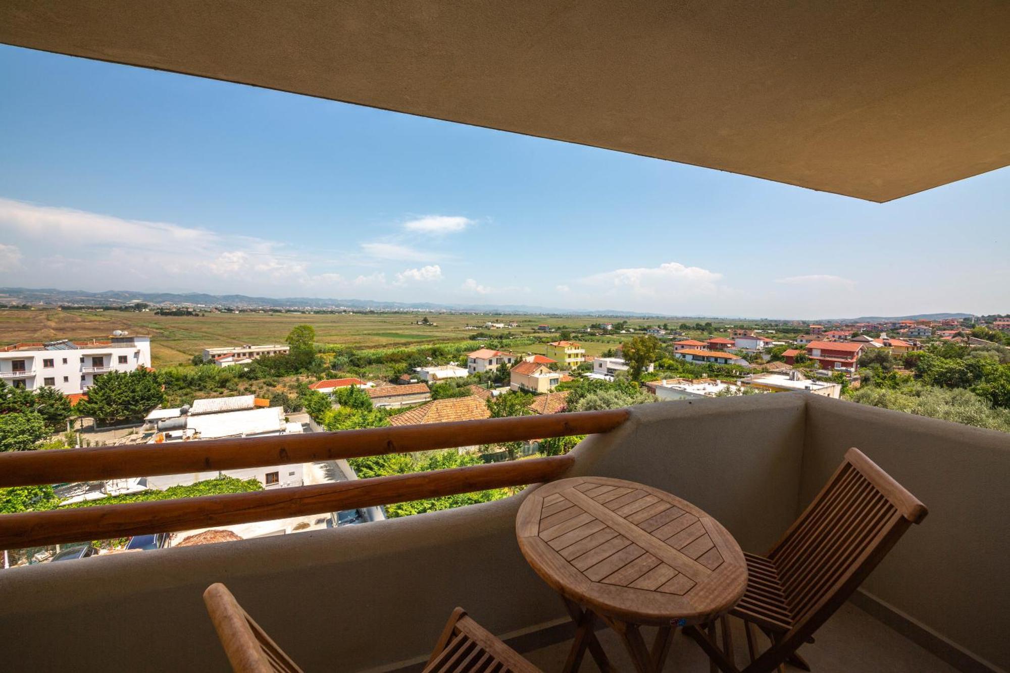 Emara Boutique Hotel Kavaje Ngoại thất bức ảnh