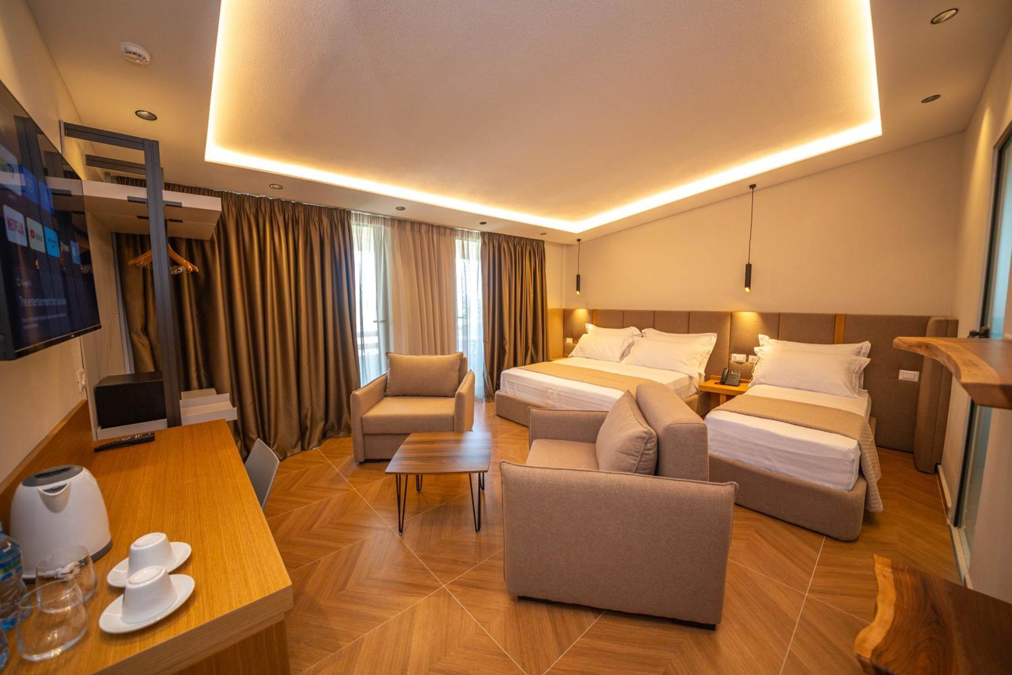 Emara Boutique Hotel Kavaje Ngoại thất bức ảnh