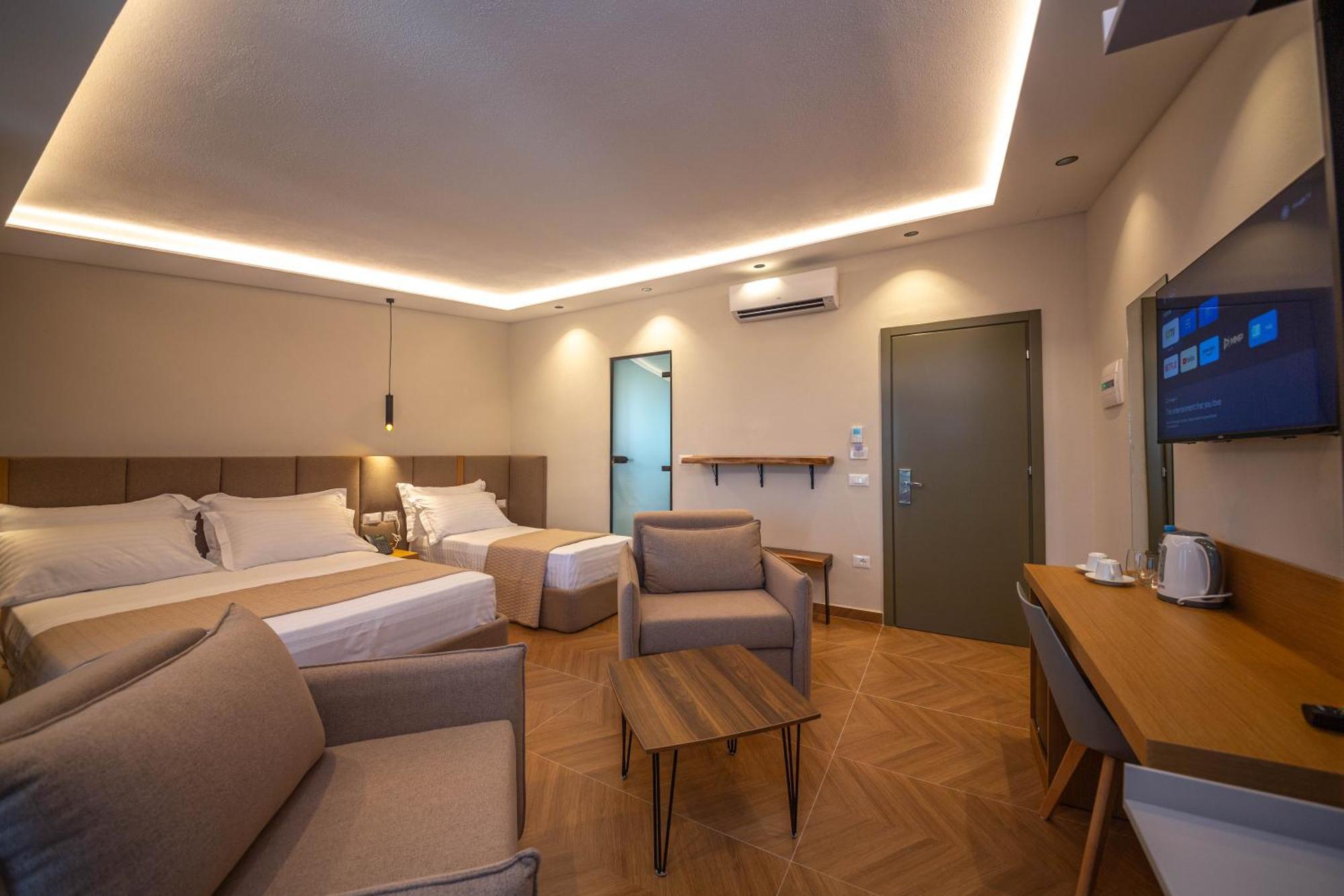 Emara Boutique Hotel Kavaje Ngoại thất bức ảnh
